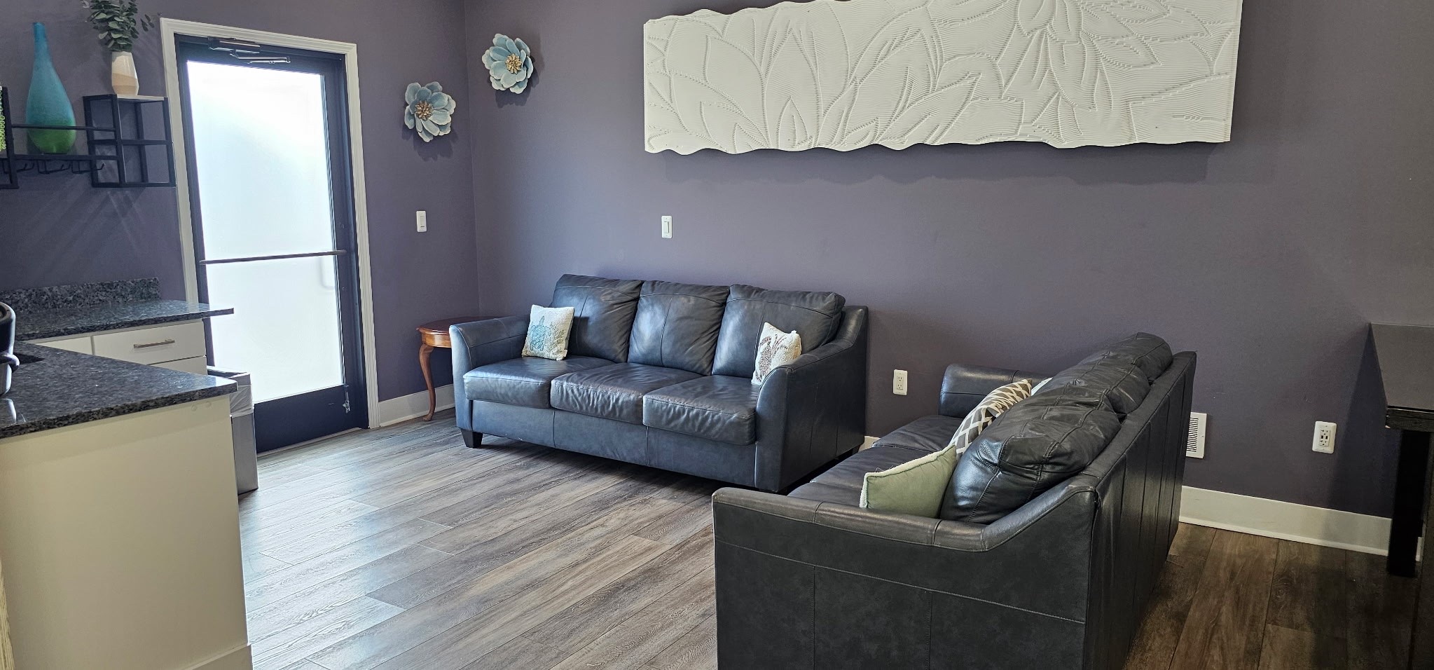 Lounge seating in the bridal suite